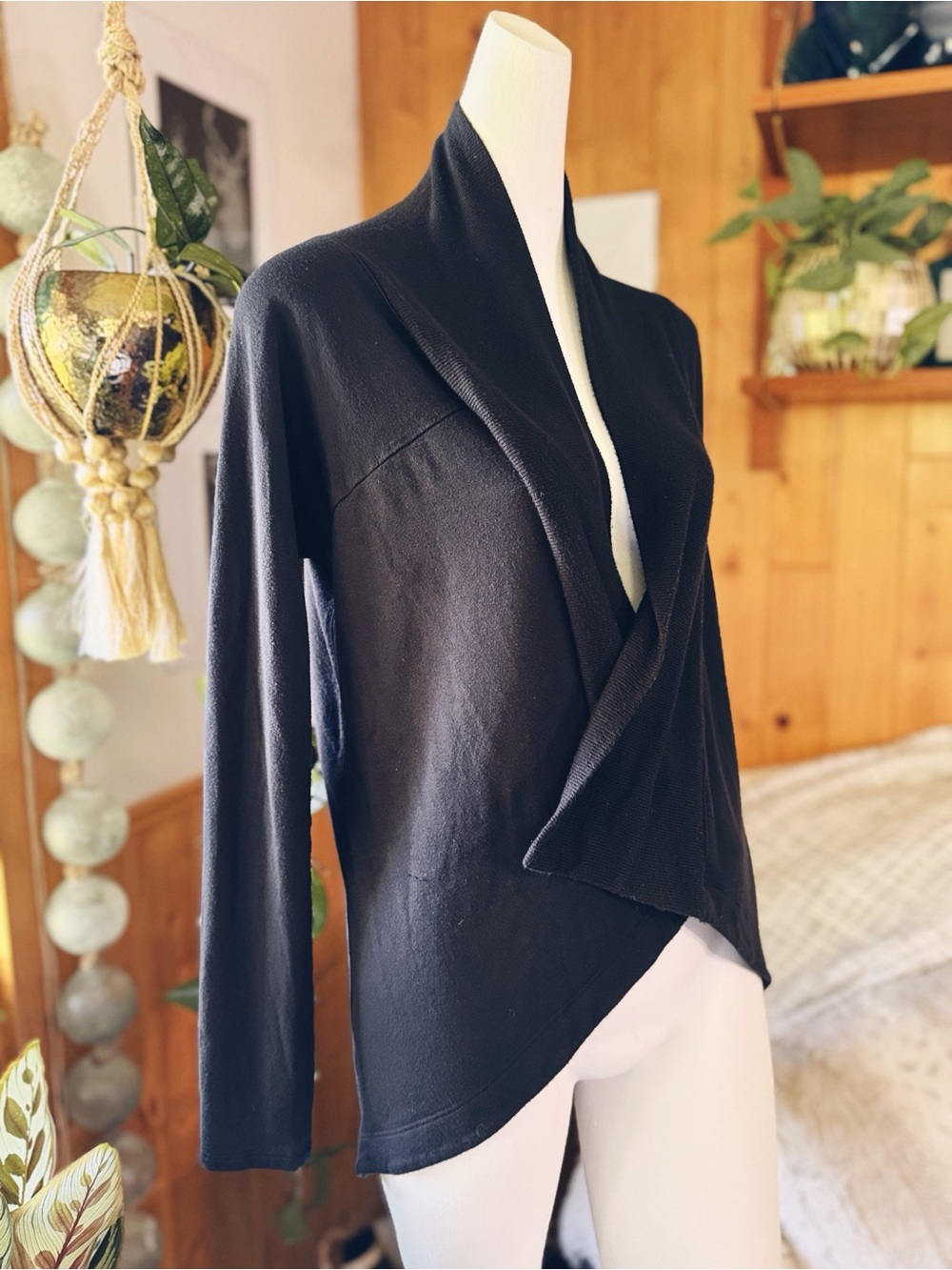 Athleta Black Open Front Draped Shawl Collar Cardigan Sweater Size Small